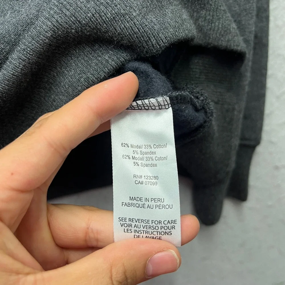 TravisMathew Mens M Gray Paytient Logo Modal Blend Fleece Pullover Hoodie 1968